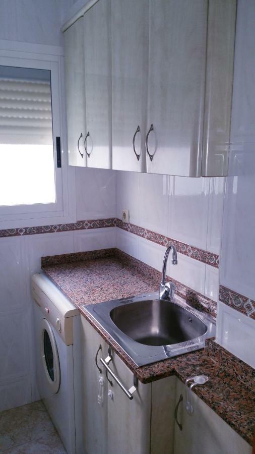"Corner Of Happiness" Apartment กูลเญรา ภายนอก รูปภาพ