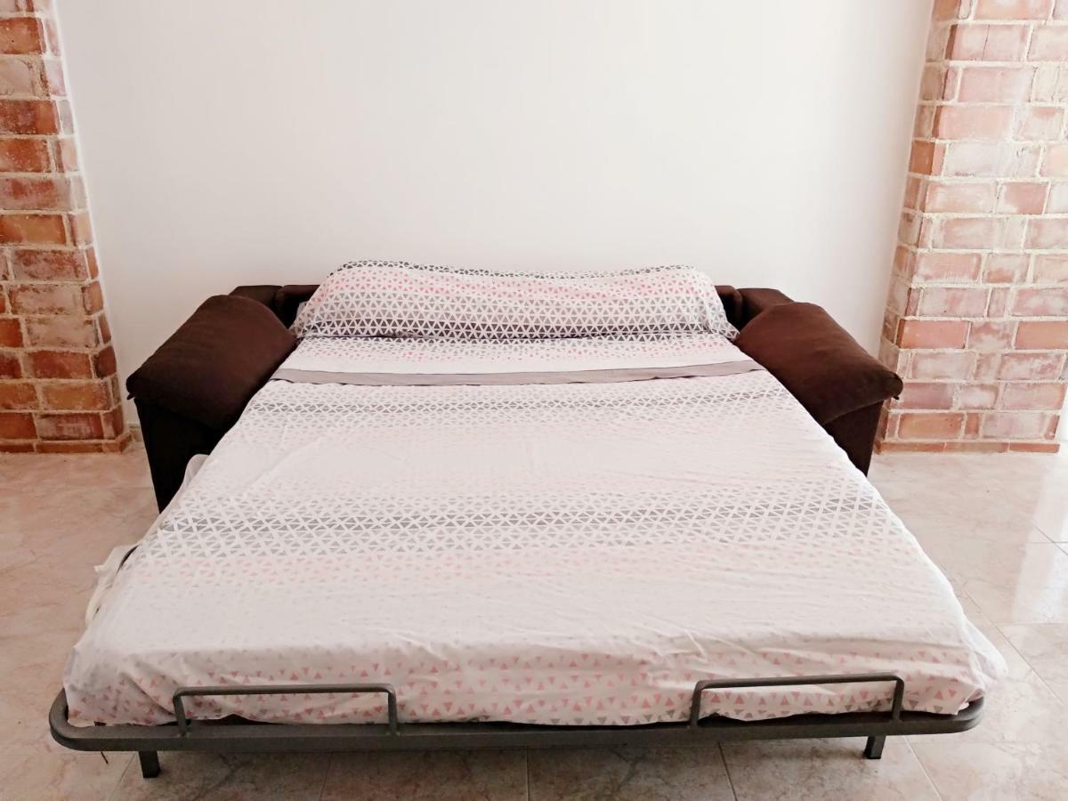 "Corner Of Happiness" Apartment กูลเญรา ภายนอก รูปภาพ