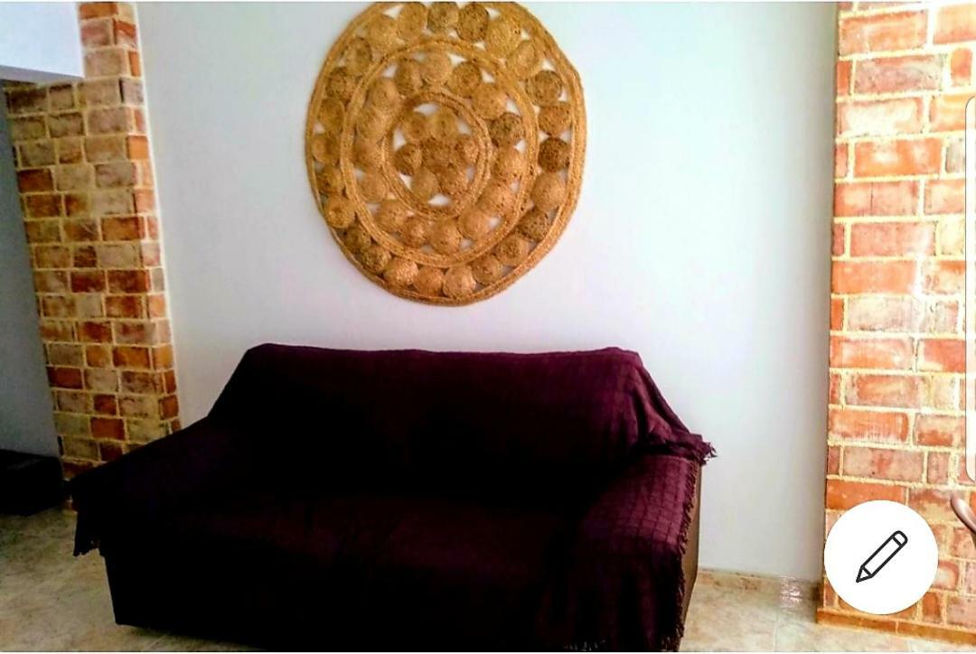 "Corner Of Happiness" Apartment กูลเญรา ภายนอก รูปภาพ