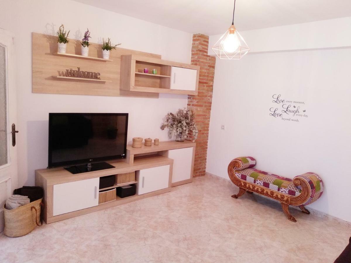 "Corner Of Happiness" Apartment กูลเญรา ภายนอก รูปภาพ
